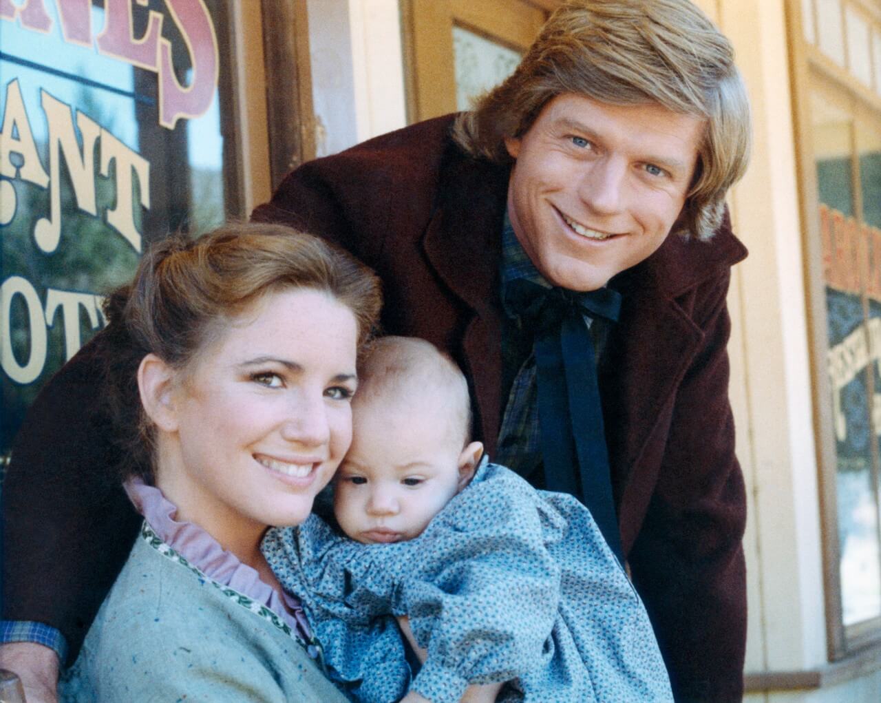 Melissa Gilbert as Laura Ingalls and Dean Butler as Almanzo Wilder.