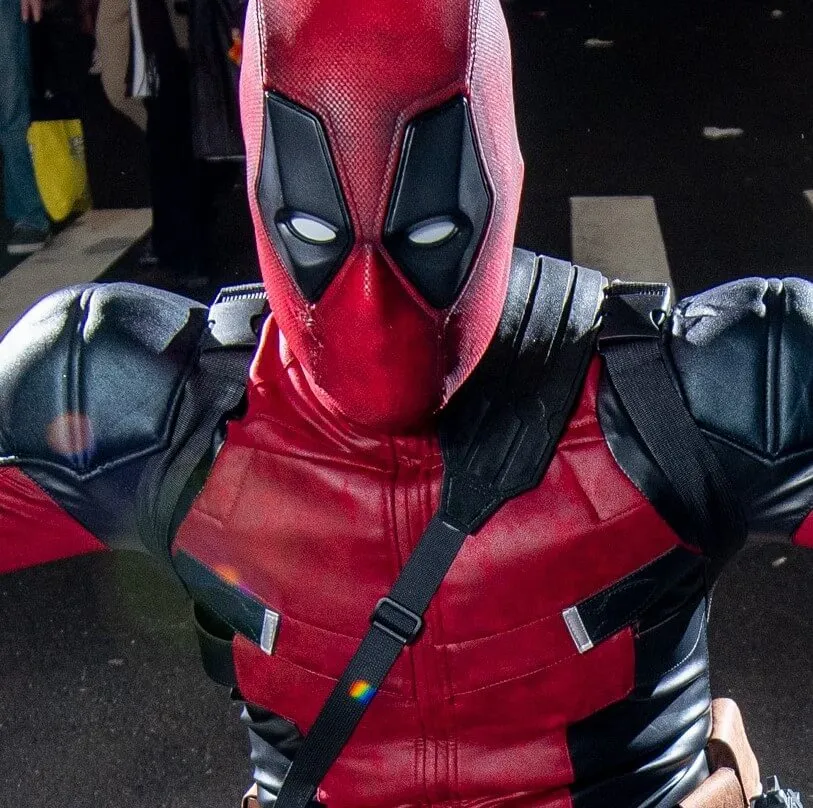 A Deadpool cosplayer