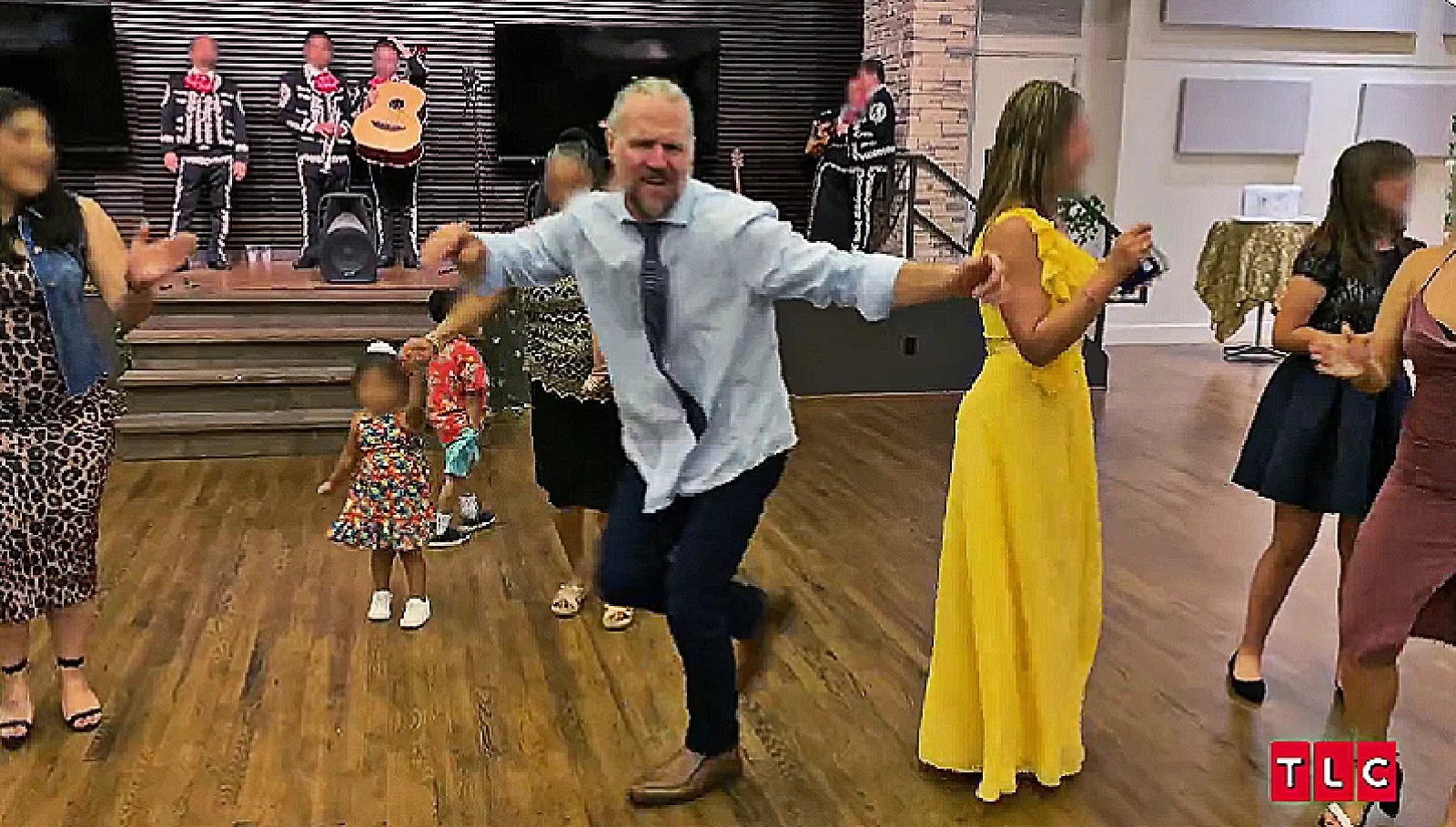 Kody Brown dancing at a wedding